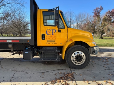 Fleet & Individual Vehicle Graphics Photo